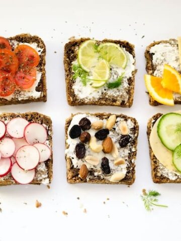 6 different kinds of breakfast toasts for a hormone balance breakfast