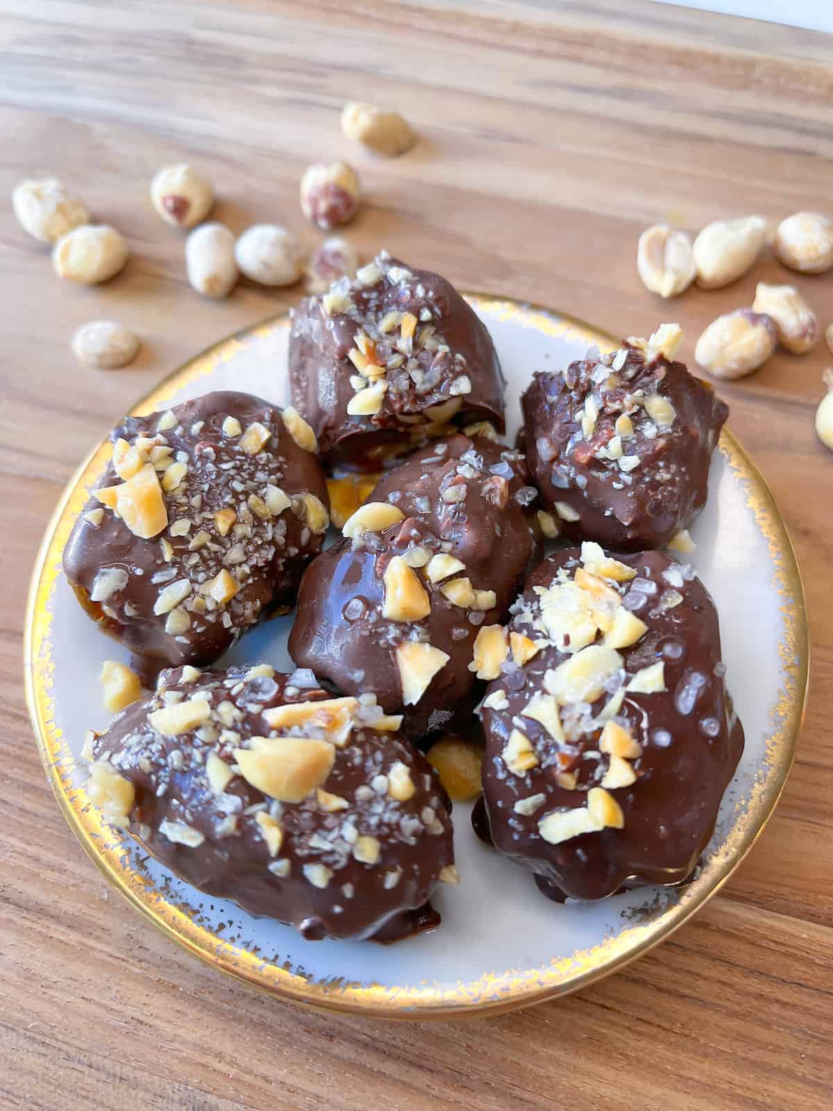date snickers with peanuts on top