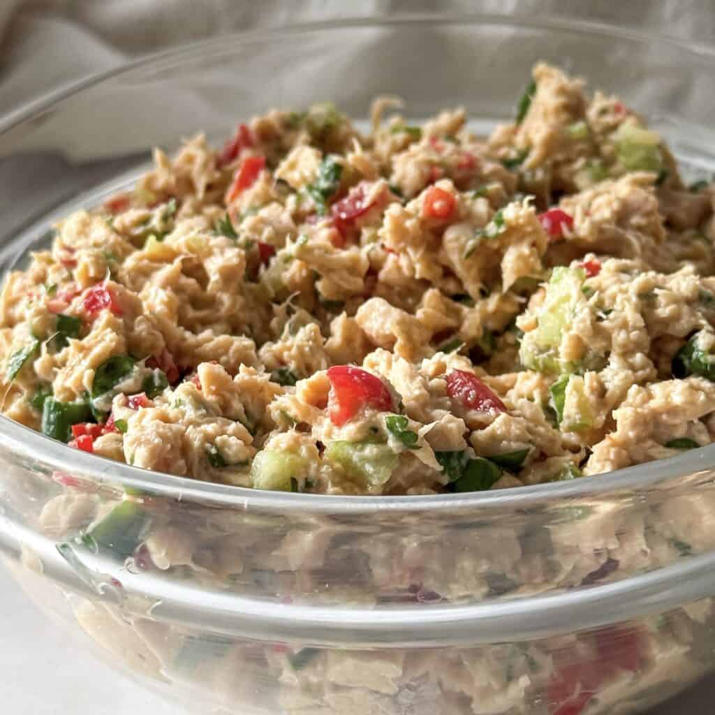 Quick Spicy Tuna Salad Recipe with Crispy Veggies - Mallory the ...
