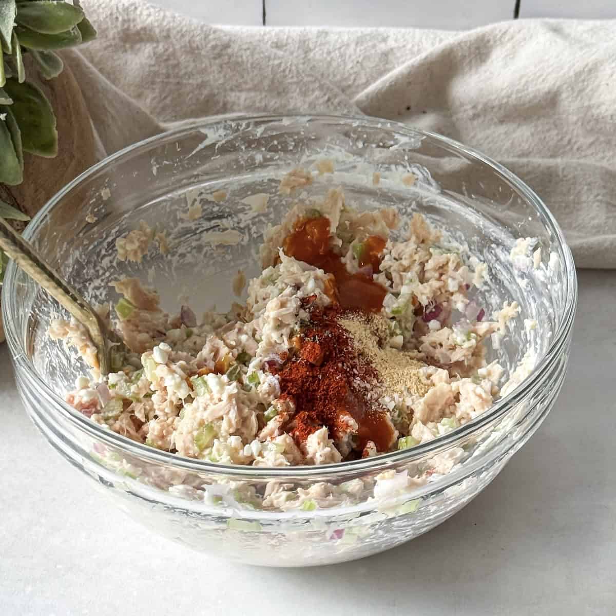 seasonings added to tuna salad.