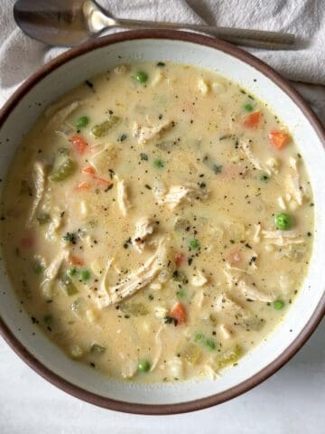 overhead view chicken pot pie soup.